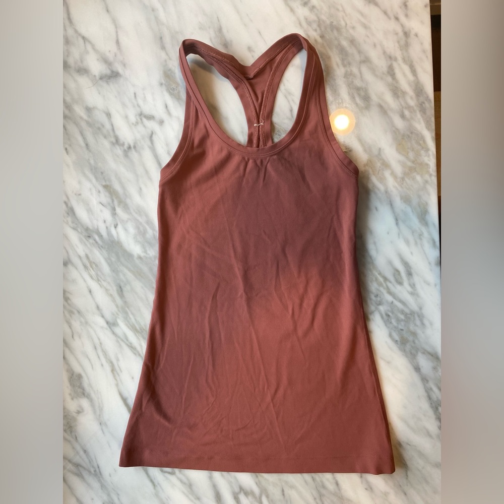ROSE PINK LULULEMON TANK TOP🌹